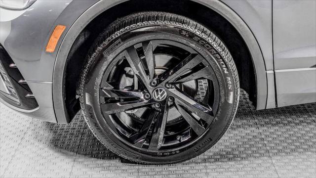Used 2023 Volkswagen Tiguan SE R-Line FWD image 37