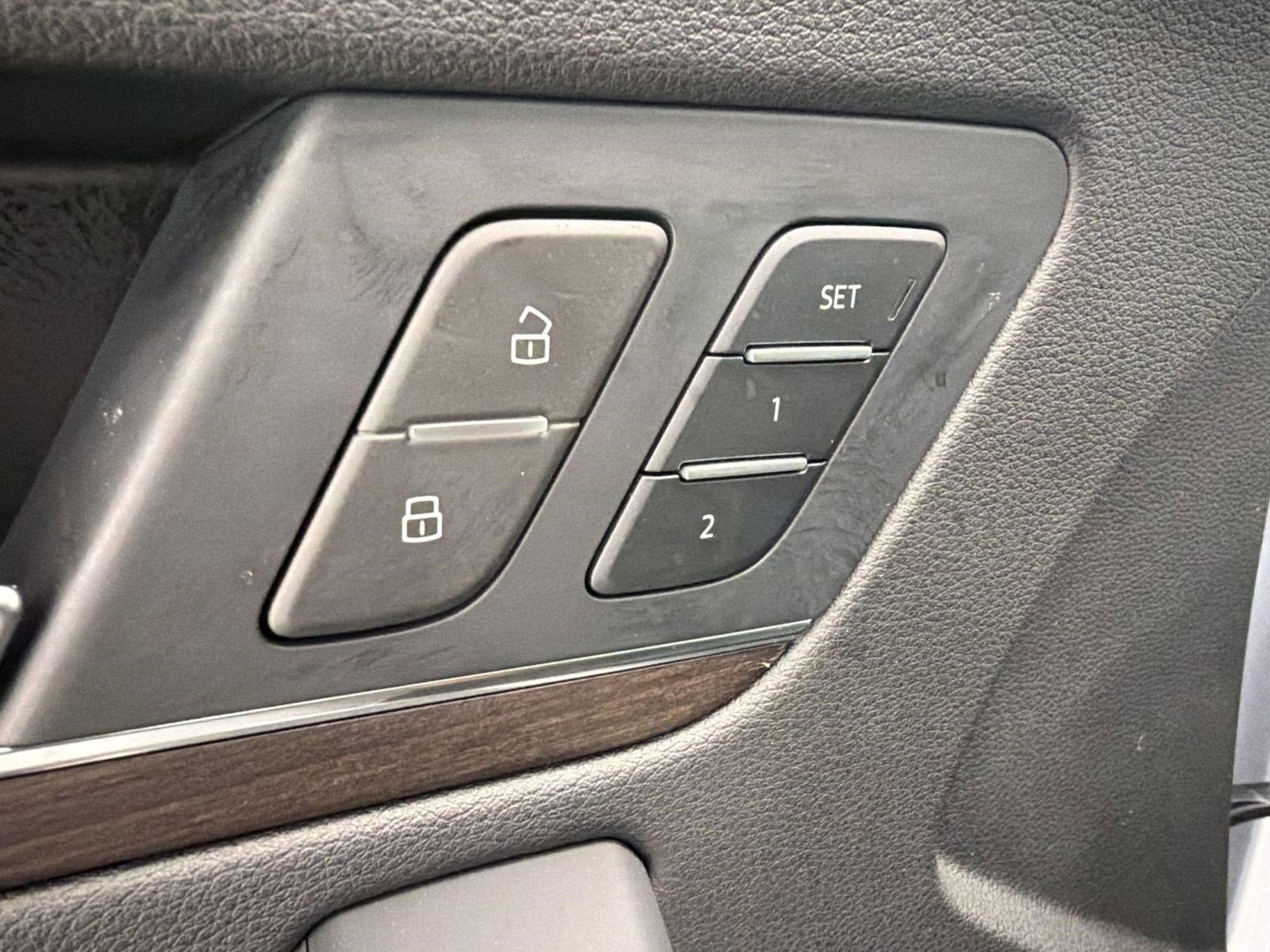 Used 2023 Audi Q5 Premium w/ Convenience Package image 19