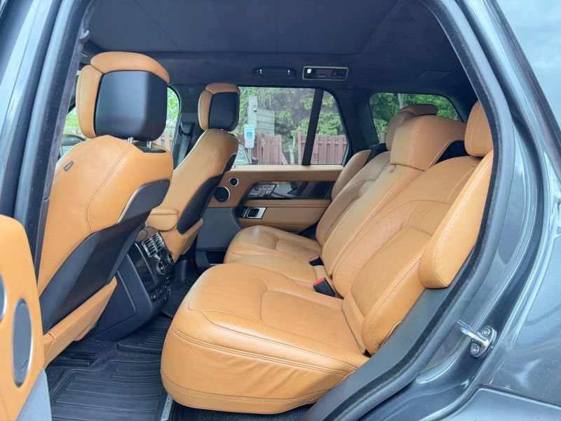Used 2020 Land Rover Range Rover Autobiography AWD/4WD image 16