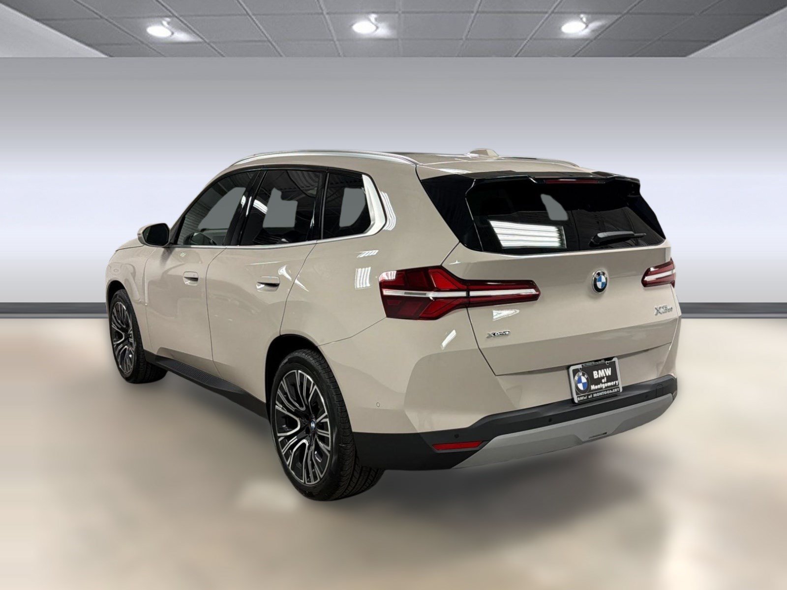 New 2026 BMW X3 xDrive30i w/ Convenience Package AWD/4WD image 3