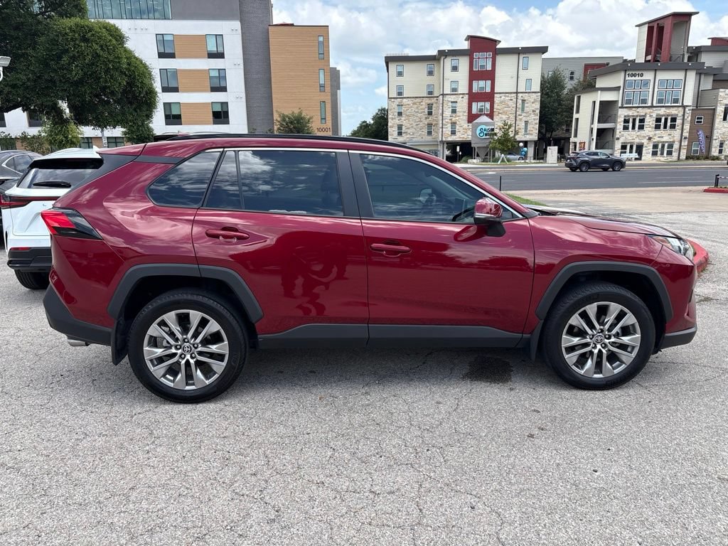 Used 2023 Toyota RAV4 XLE Premium FWD image 6