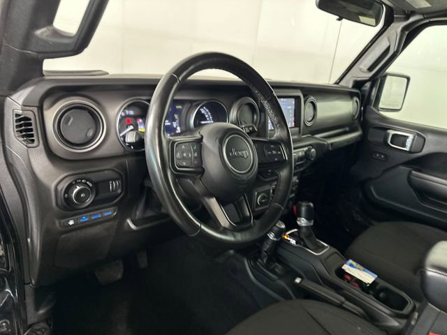 Used 2023 Jeep Wrangler Unlimited w/ Cold Weather Group AWD/4WD image 13