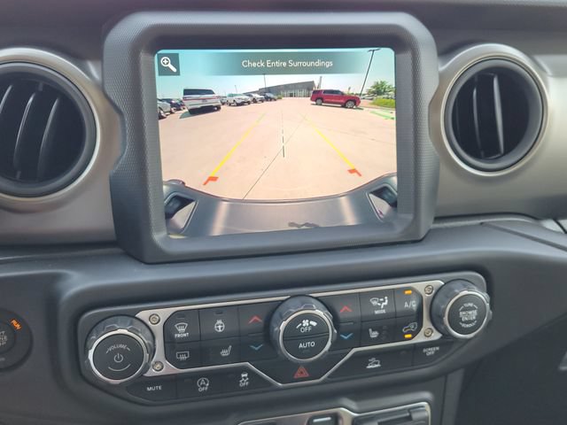 Used 2023 Jeep Gladiator Sport AWD/4WD image 14