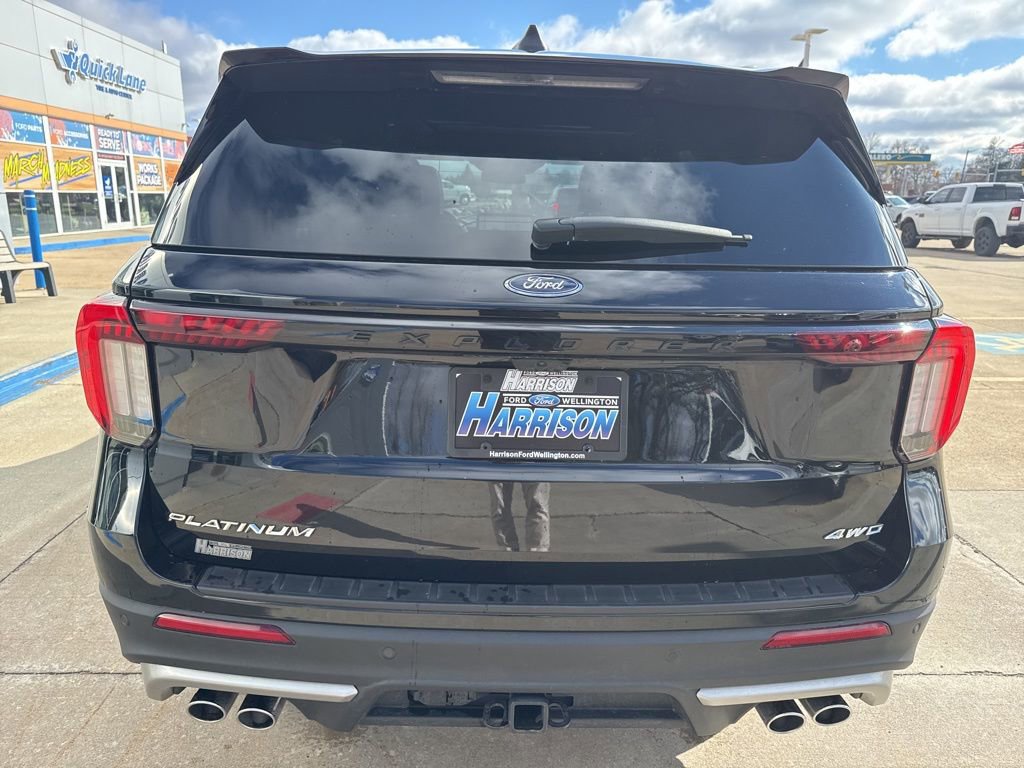 Certified 2025 Ford Explorer Platinum w/ Ultimate Package AWD/4WD image 33