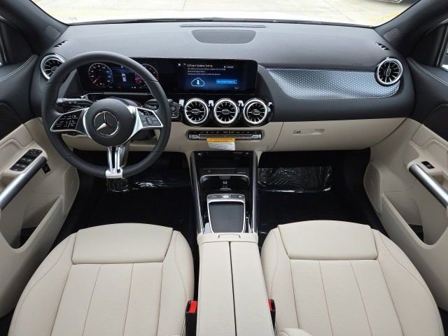 New 2025 Mercedes-Benz GLA 250 image 10