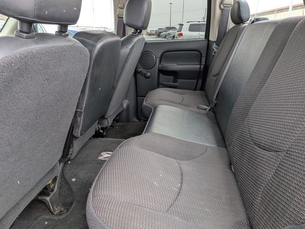 Used 2004 Dodge Ram 1500 Truck ST image 11