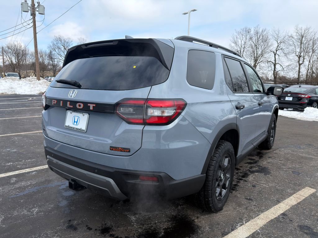 Used 2026 Honda Pilot TrailSport image 5