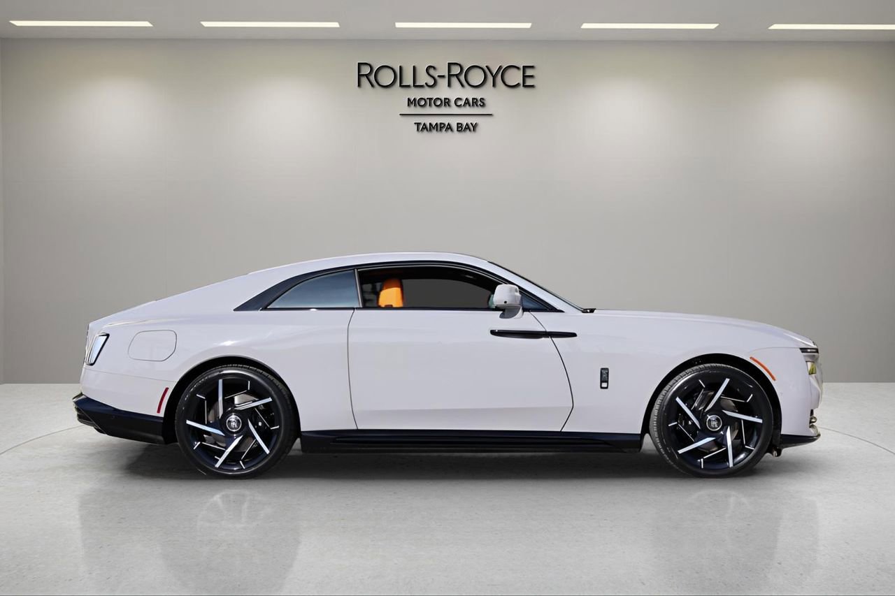 New 2026 Rolls-Royce Spectre Black Badge image 7