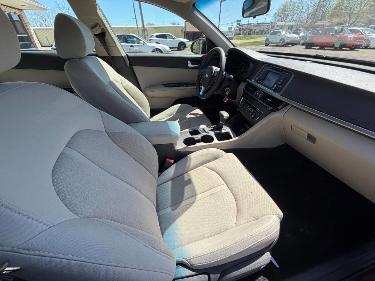 Used 2016 Kia Optima LX FWD image 16