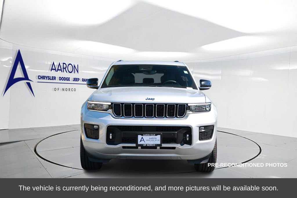 Used 2023 Jeep Grand Cherokee Overland image 4