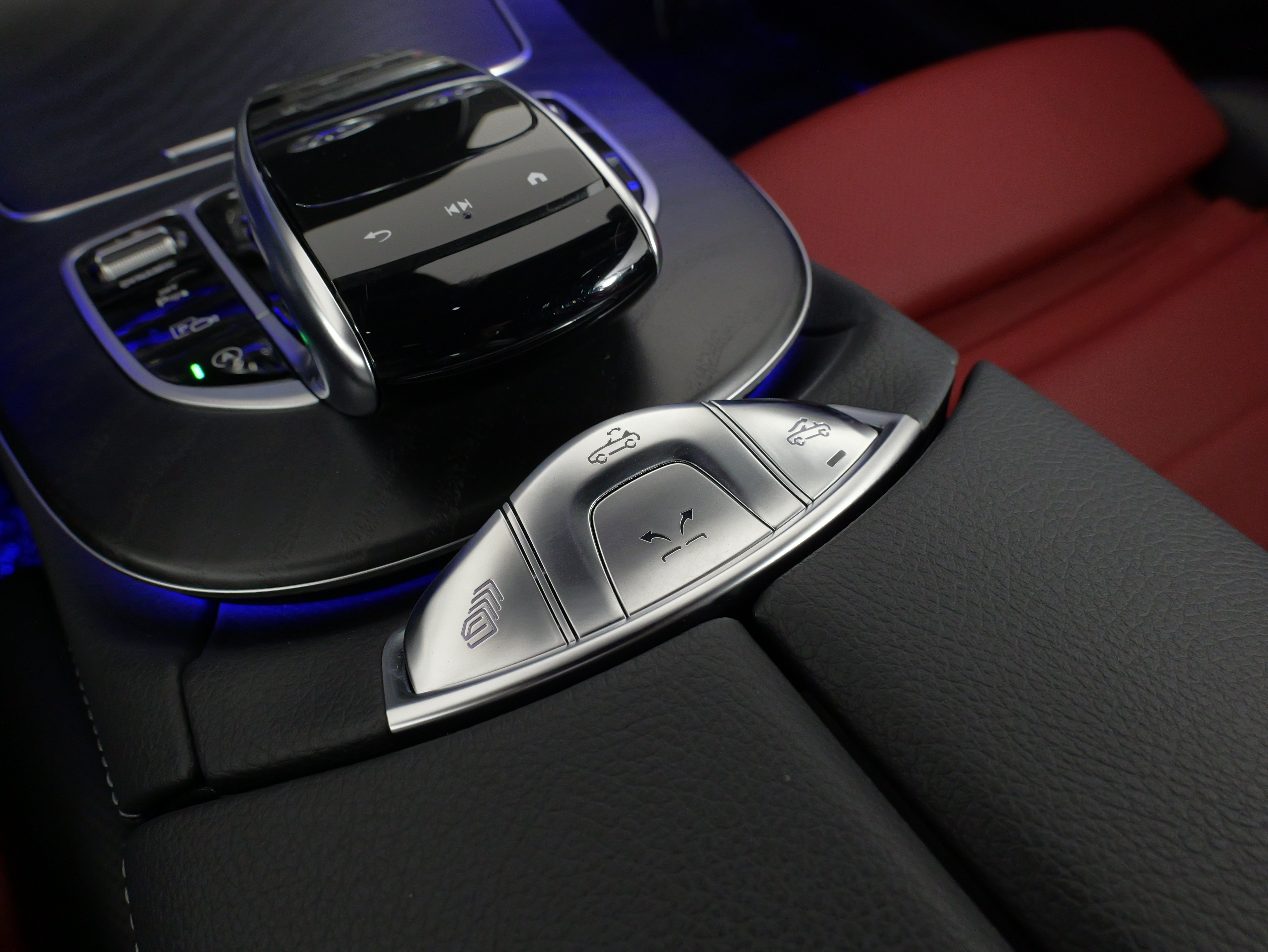 Used 2023 Mercedes-Benz E 450 Cabriolet image 56