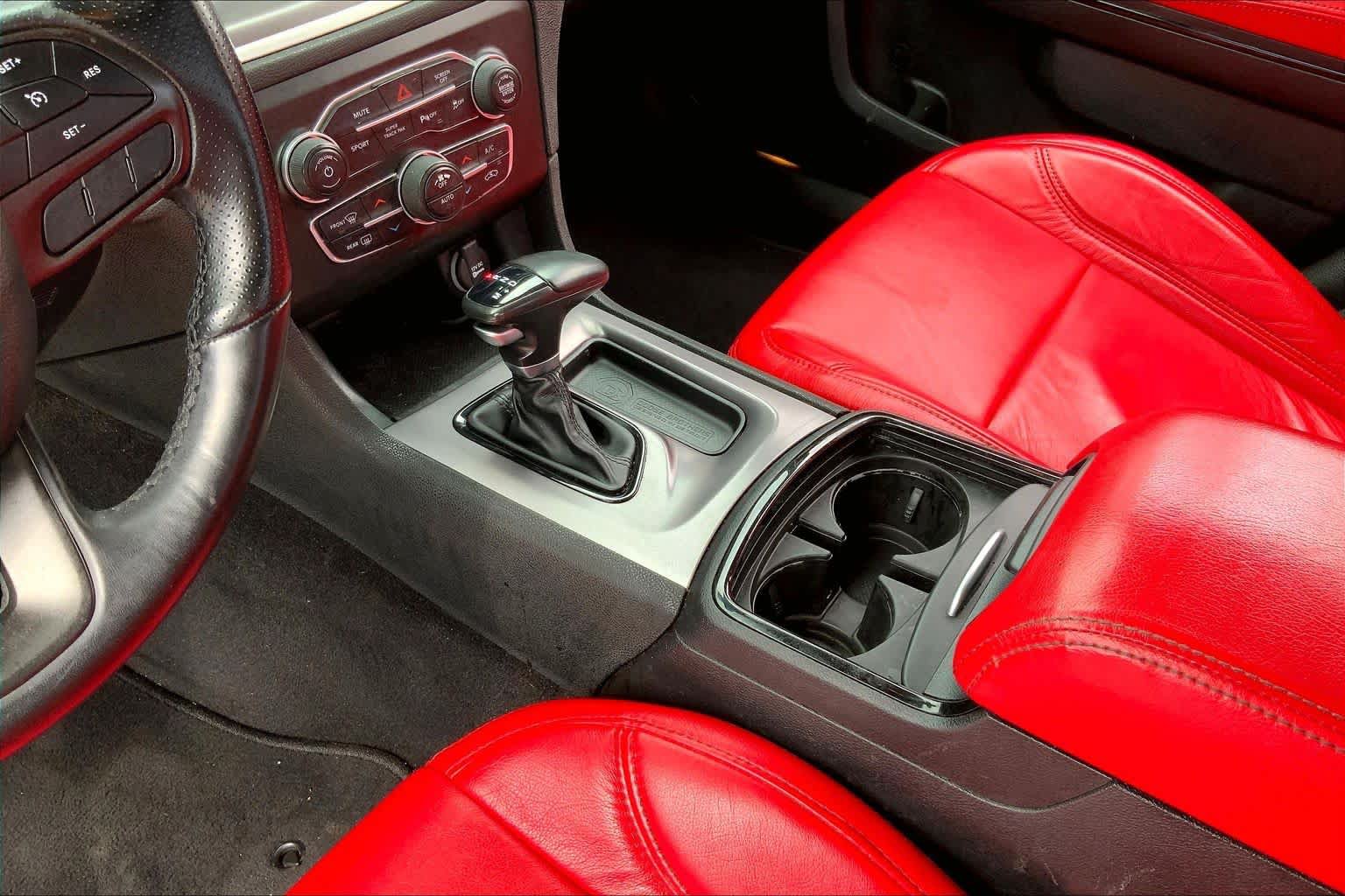 Used 2022 Dodge Charger R/T w/ Blacktop Package RWD image 17