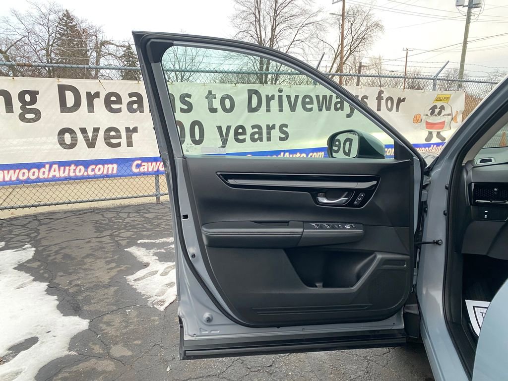 Used 2023 Honda CR-V EX-L image 13