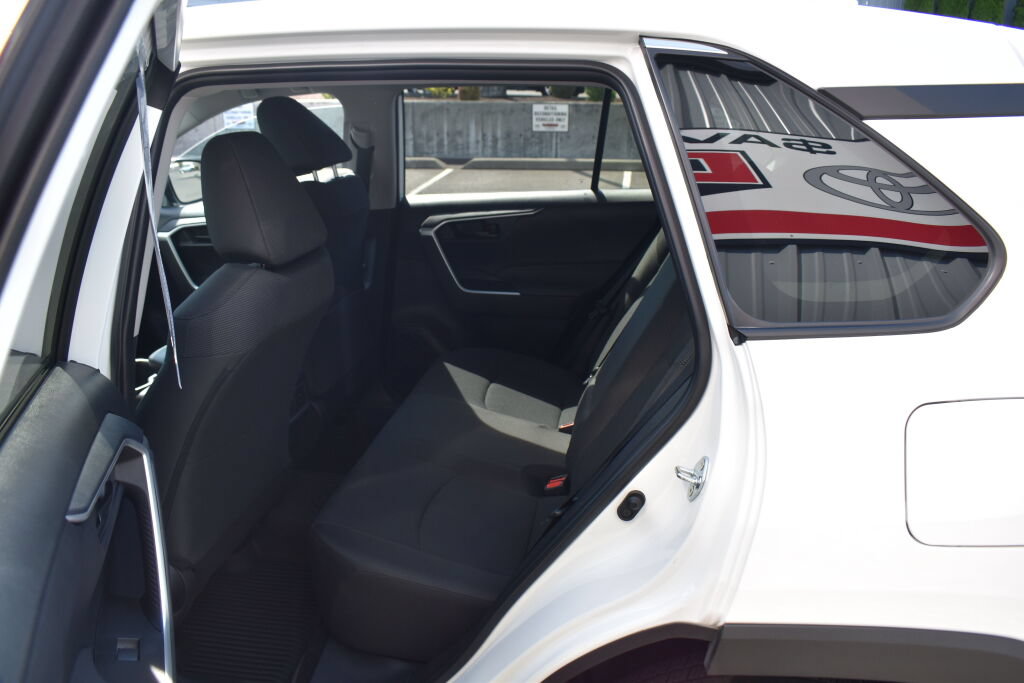 Certified 2025 Toyota RAV4 LE AWD/4WD image 20