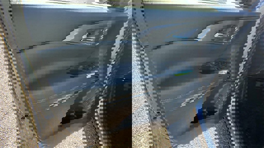 New 2026 Chevrolet Traverse LT w/ Driver Confidence Package image 11