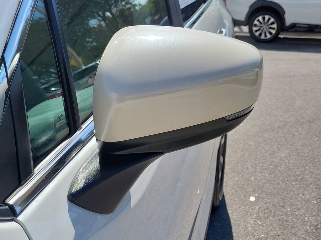 Used 2025 Subaru Ascent Premium image 11