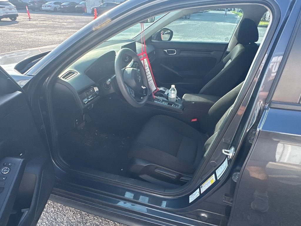 Used 2022 Honda Civic LX image 9