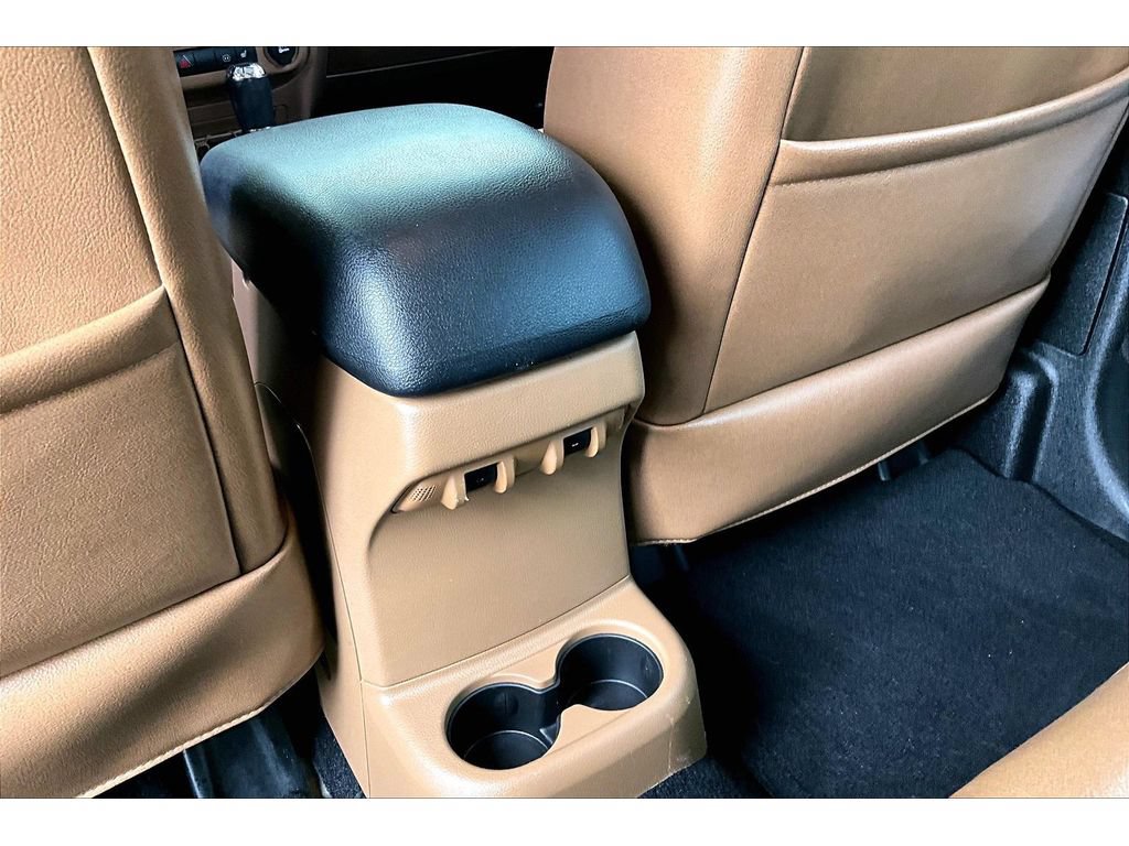 Used 2011 Jeep Wrangler Unlimited Sahara w/ Dual Top Group AWD/4WD image 13