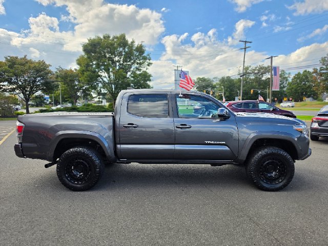 Used 2023 Toyota Tacoma TRD Sport AWD/4WD image 8