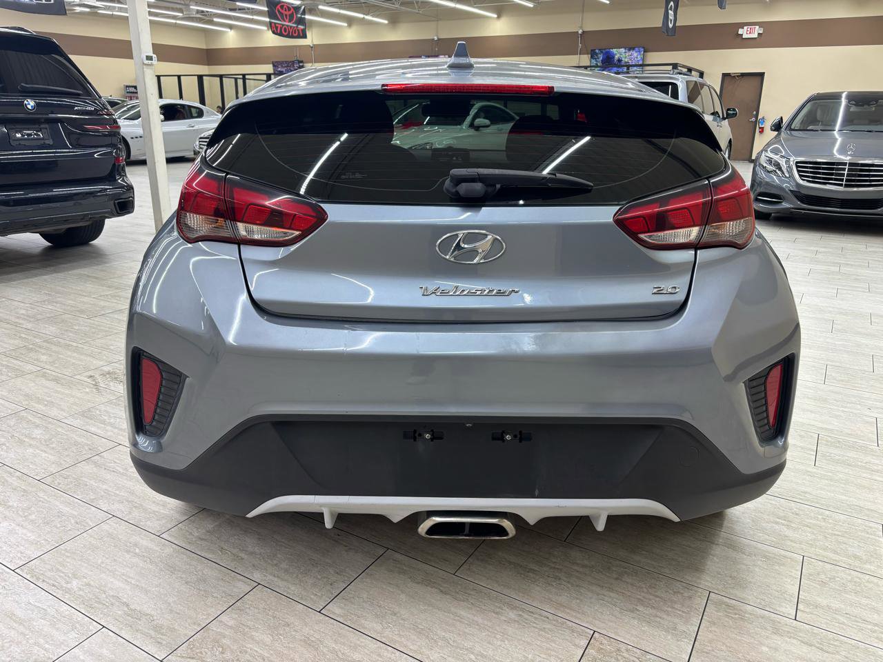 Used 2019 Hyundai Veloster 2.0 FWD image 7