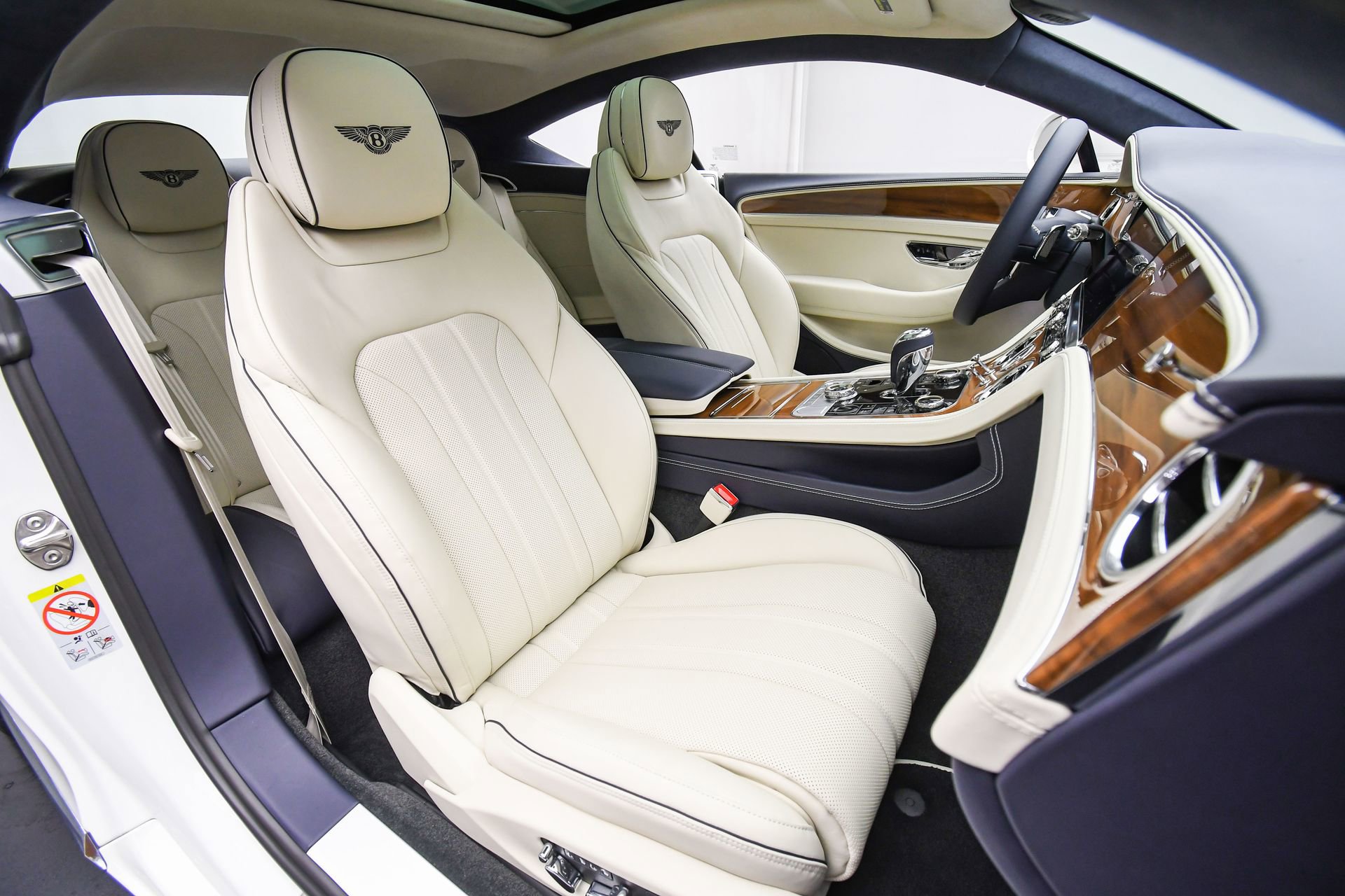 New 2026 Bentley Continental GT AWD/4WD image 17