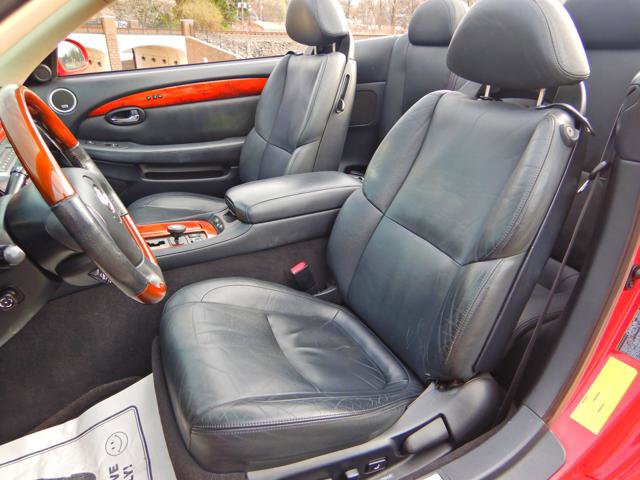 Used 2004 Lexus SC 430 Convertible image 32