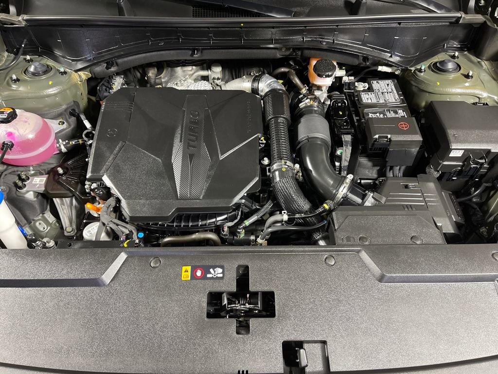 Used 2025 Hyundai Santa Fe SEL image 9