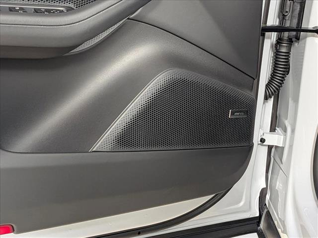 New 2026 Porsche Macan Electric image 13