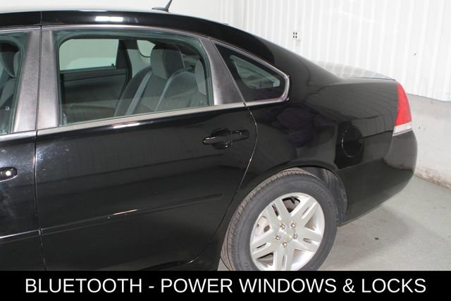 Used 2016 Chevrolet Impala LT FWD image 10