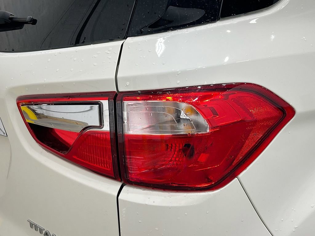 Used 2022 Ford EcoSport Titanium image 40