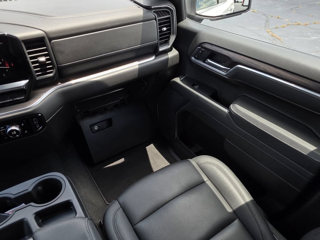 Used 2026 GMC Sierra 1500 SLT AWD/4WD image 20