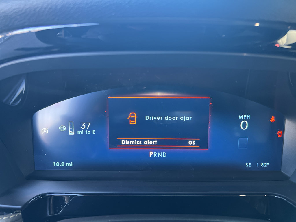 New 2026 Lincoln Corsair Premiere image 9