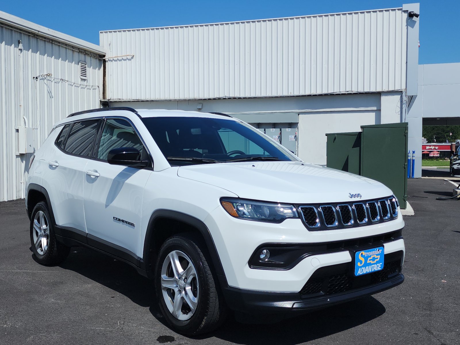 Used 2023 Jeep Compass Latitude AWD/4WD image 7