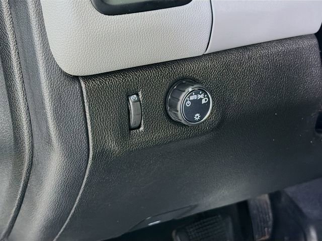 Used 2019 Chevrolet Colorado W/T w/ WT Convenience Package RWD image 8