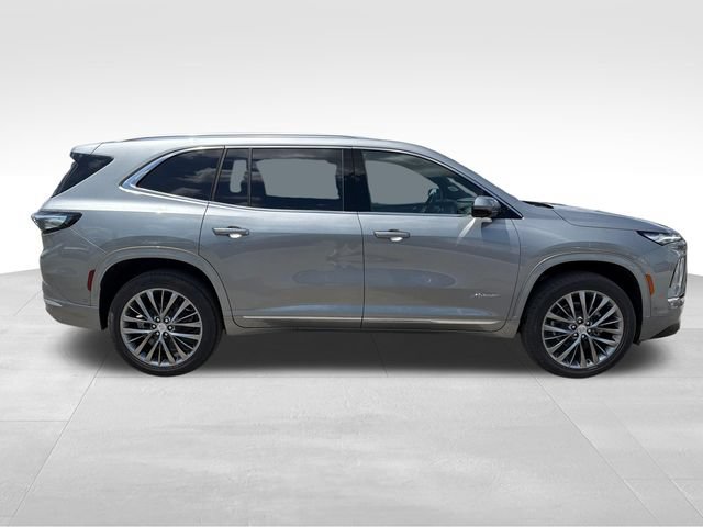 New 2026 Buick Enclave Avenir w/ Super Cruise Package FWD image 8