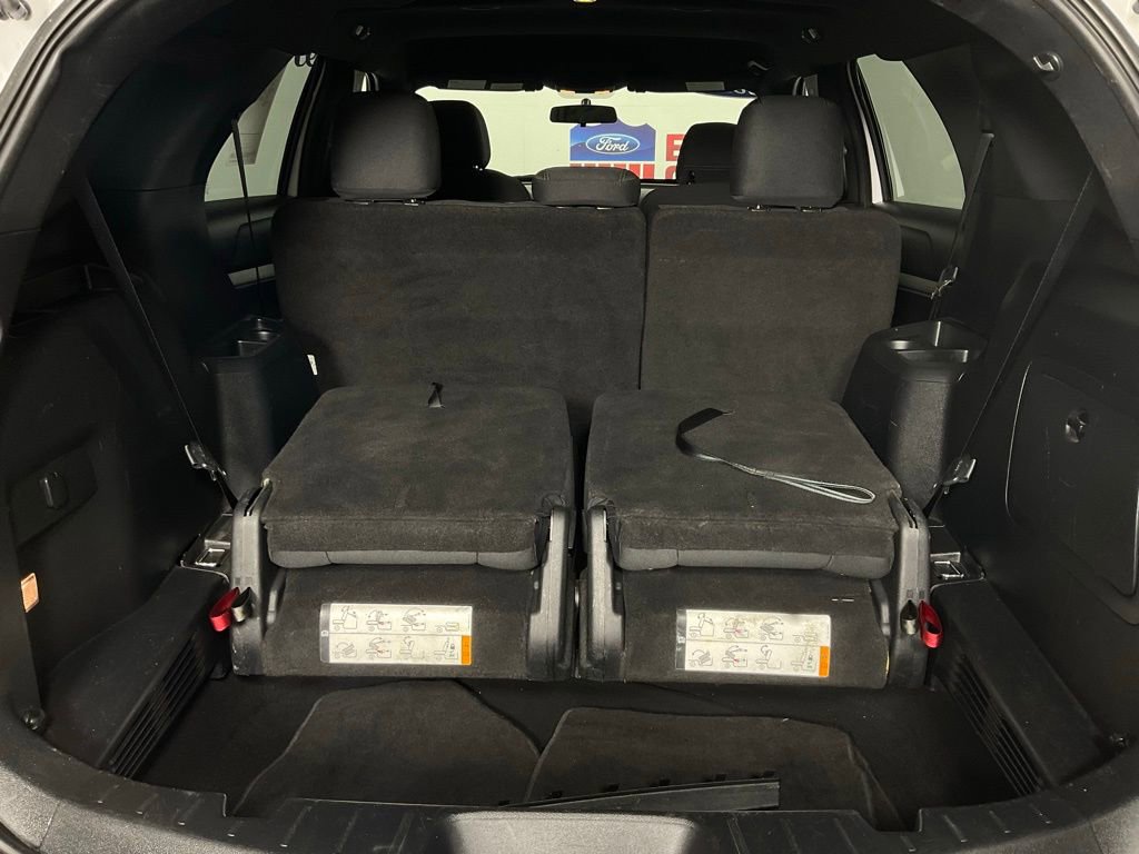 Certified 2017 Ford Explorer XLT image 11