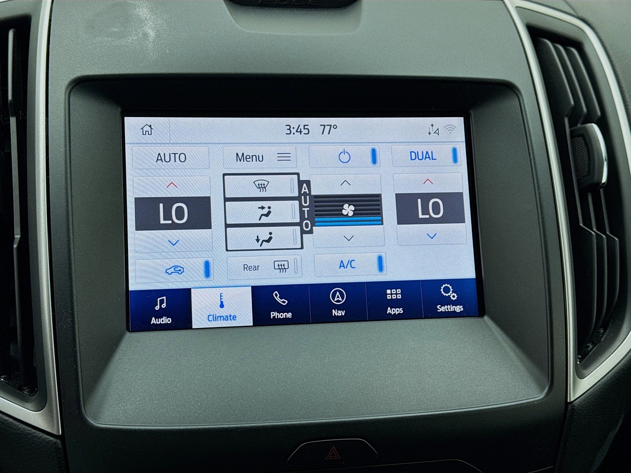 Used 2020 Ford Edge SEL w/ Convenience Package image 12