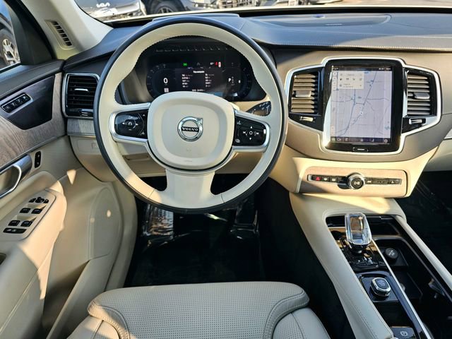Used 2023 Volvo XC90 B6 Ultimate w/ Protection Package image 32
