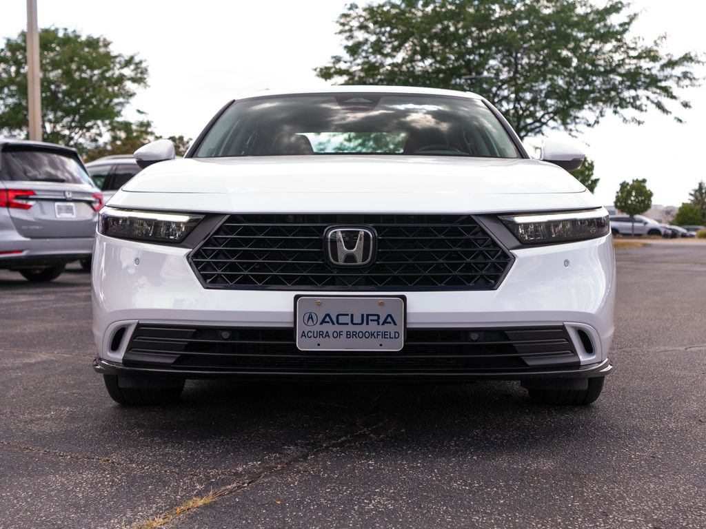 Used 2025 Honda Accord EX-L image 3