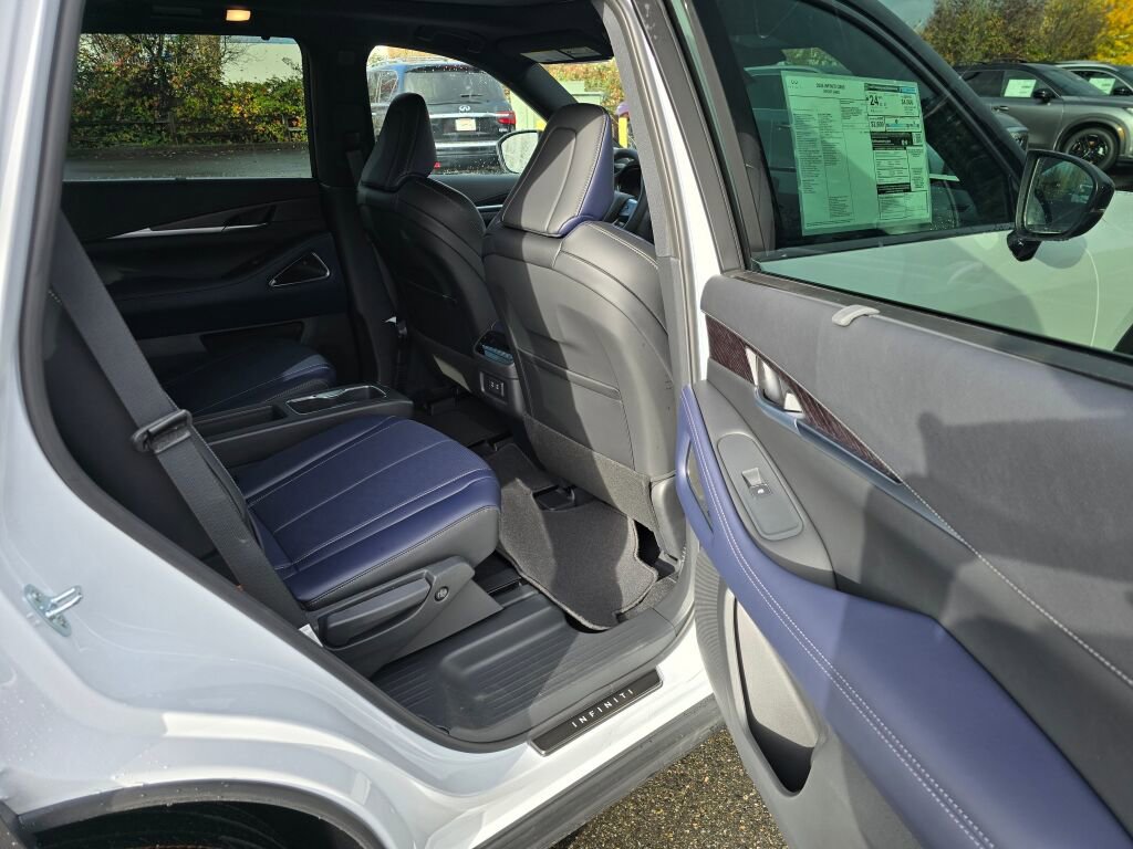 New 2026 INFINITI QX60 Sport image 13