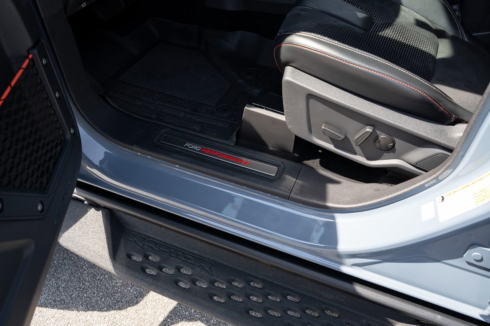 Used 2023 Ford Bronco Raptor image 37