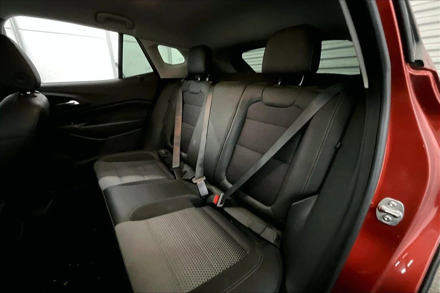 Used 2024 Chevrolet Trax LT w/ LT Convenience Package image 25