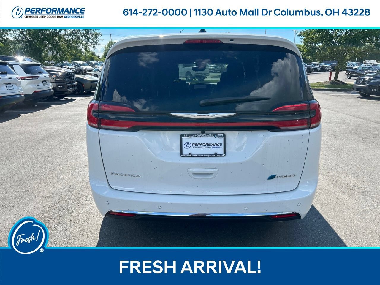Used 2026 Chrysler Pacifica Select FWD image 5