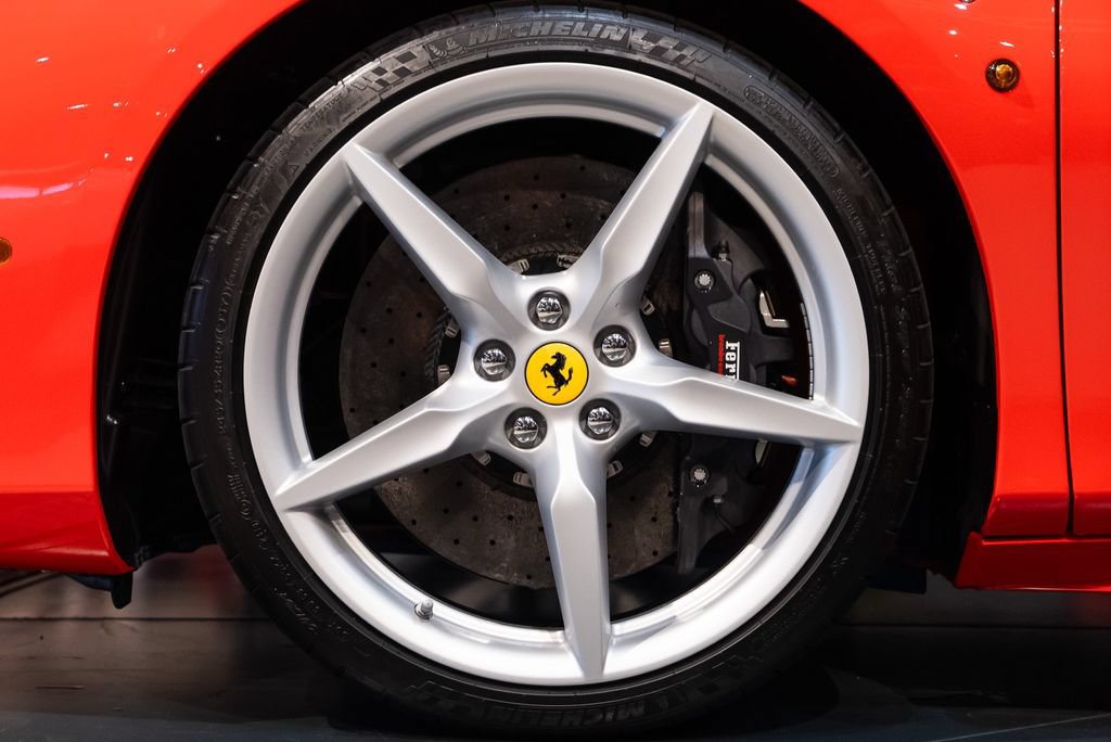 Certified 2019 Ferrari 488 Spider RWD image 11