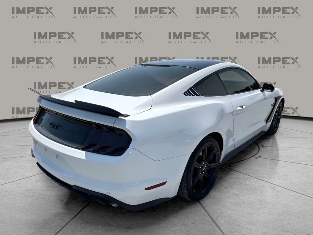 Used 2018 Ford Mustang GT w/ Black Accent Pkg RWD image 5