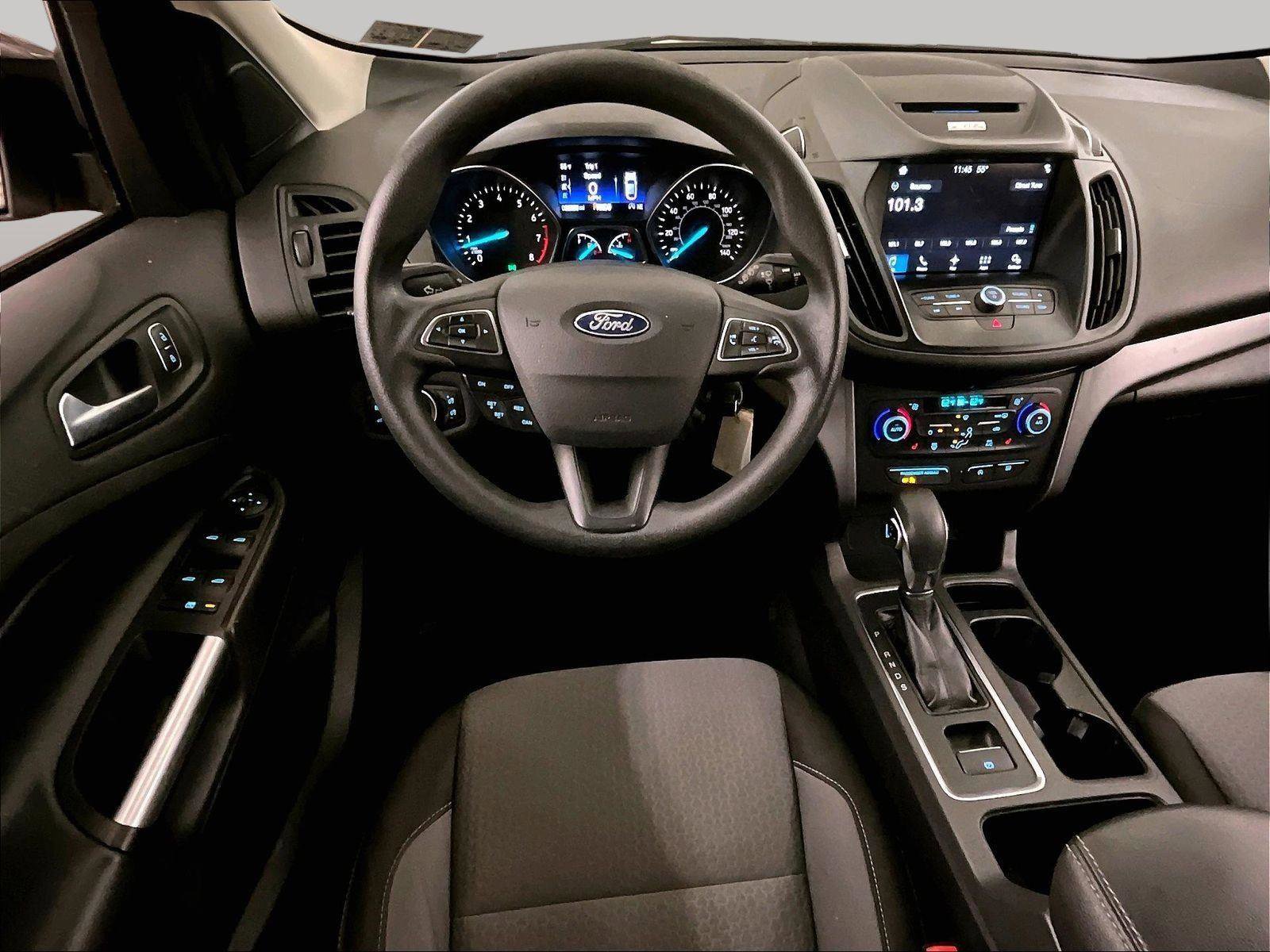 Used 2018 Ford Escape SE w/ SE Sync 3 Package AWD/4WD image 6