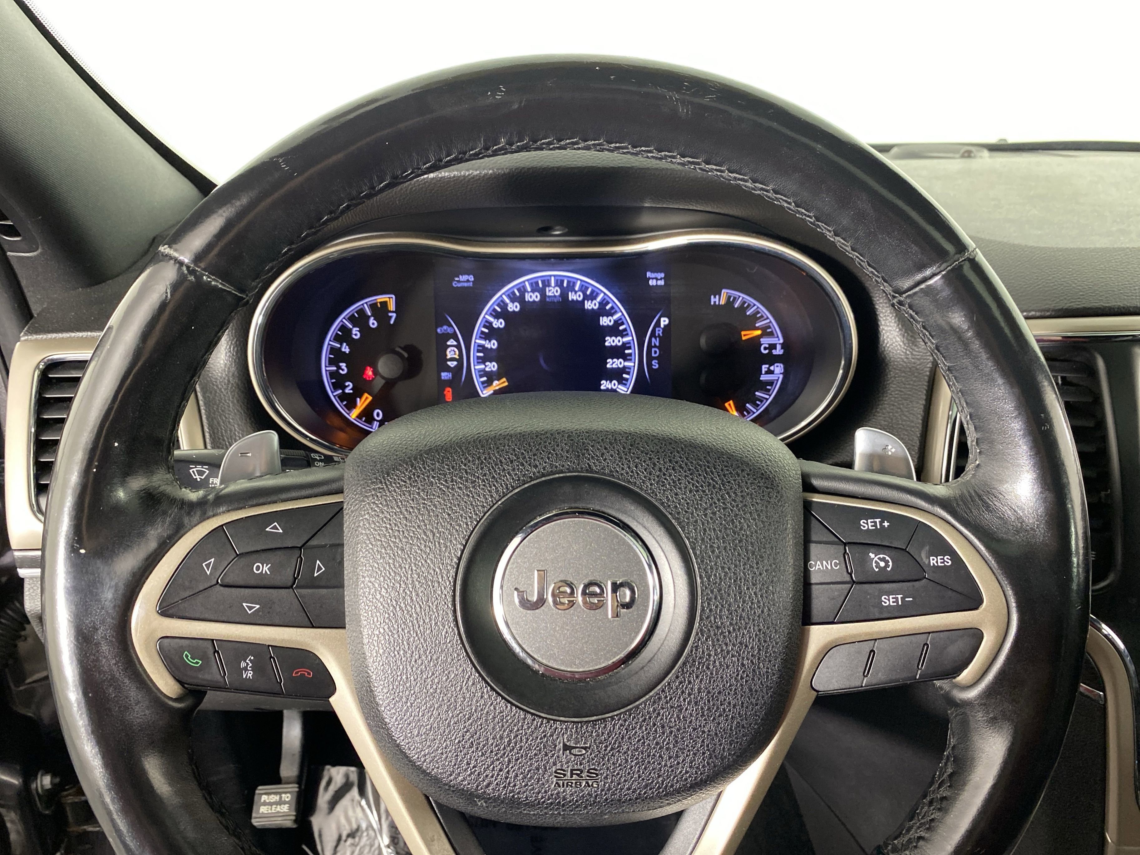 Used 2014 Jeep Grand Cherokee Limited w/ Trailer Tow Group IV AWD/4WD image 21