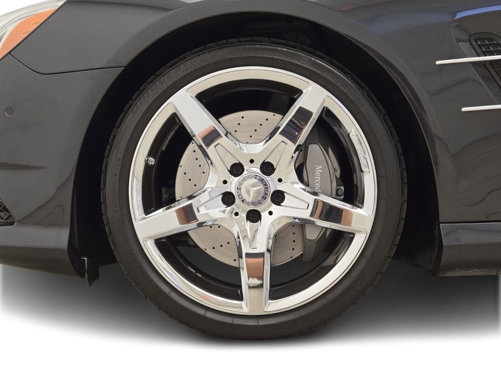 Used 2014 Mercedes-Benz SL 550 image 13