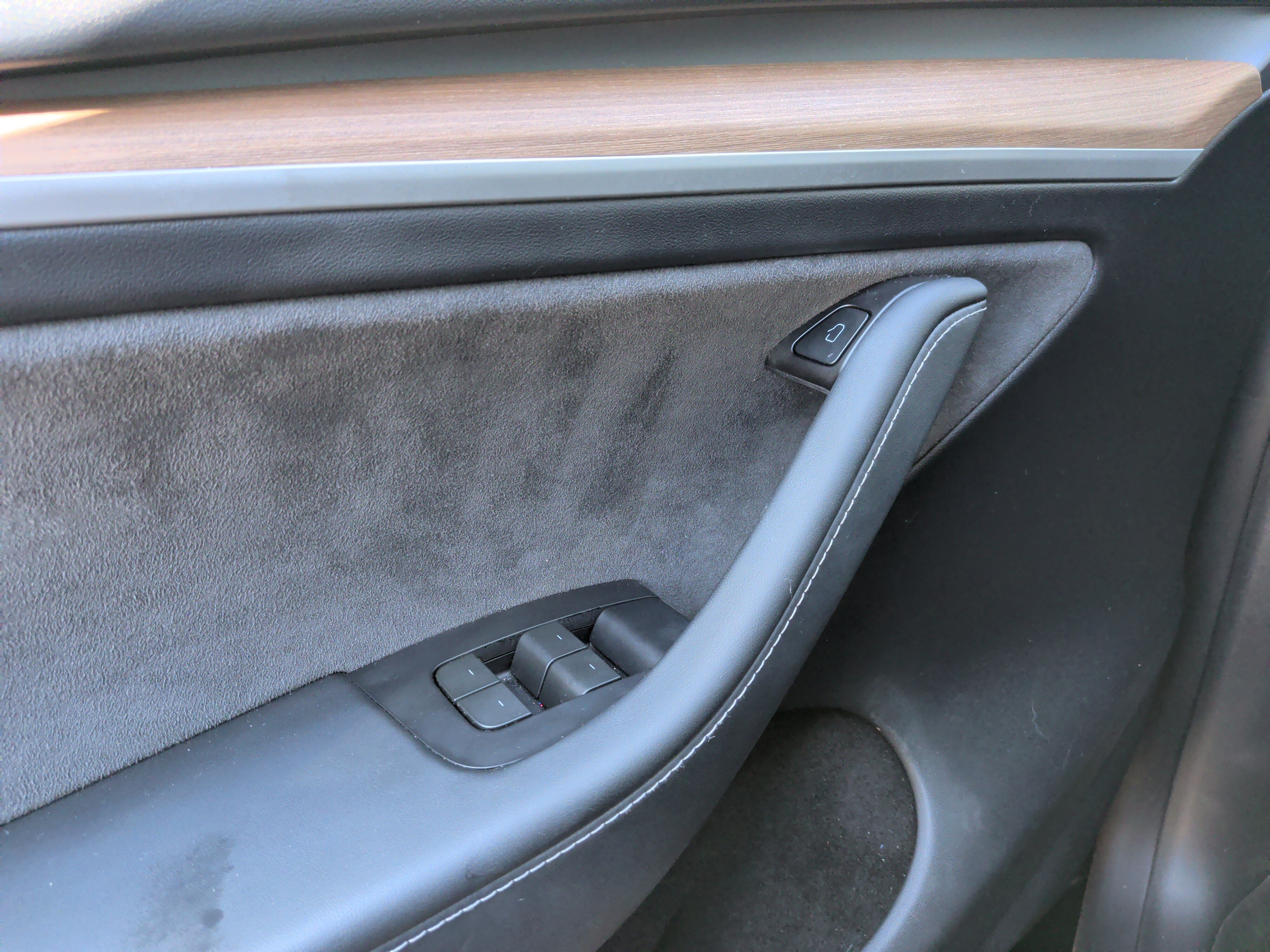 Used 2024 Tesla Model Y Performance AWD/4WD image 14