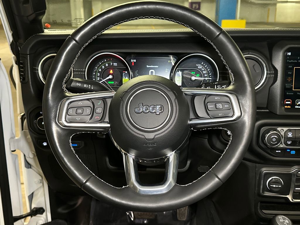 Used 2022 Jeep Wrangler Unlimited Sahara w/ Cold Weather Group image 22